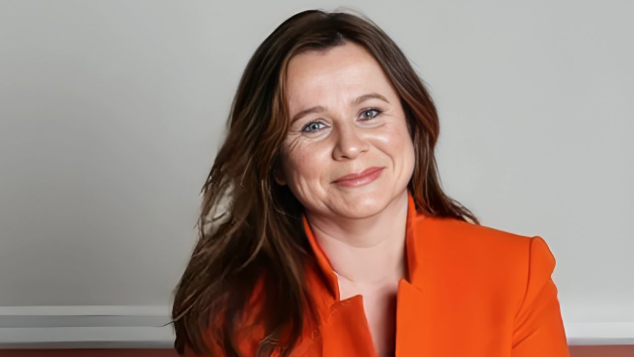 Emily Watson Biography